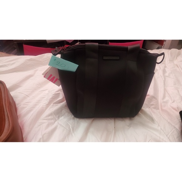 Purses purses purses! - Picture 11 of 15